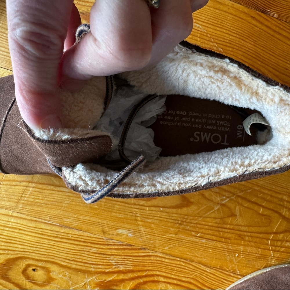 Tom’s Wedge Fleece Ankle Booties Size W9 - Picture 3 of 5